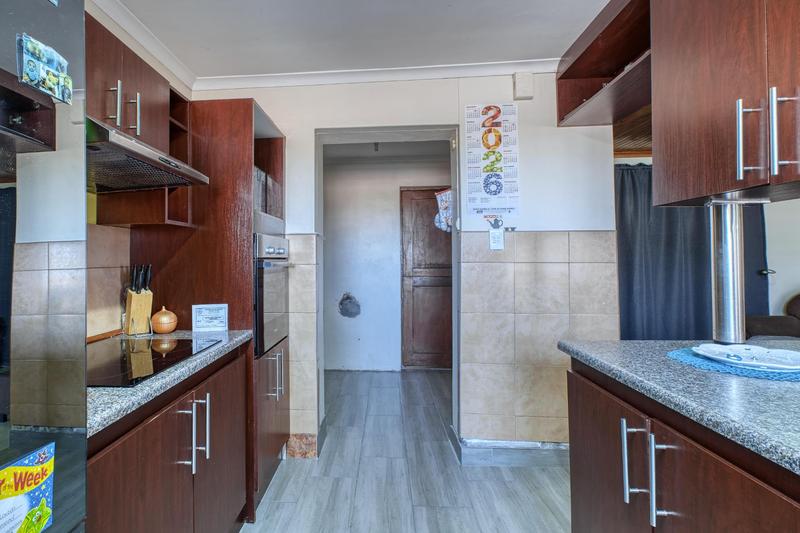 3 Bedroom Property for Sale in Booysens Park Eastern Cape